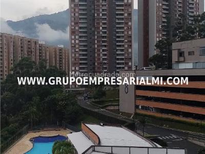 Apartamento de 2 alcobas en venta en Niquia, Bello, 69 m² · foto 13 de 17