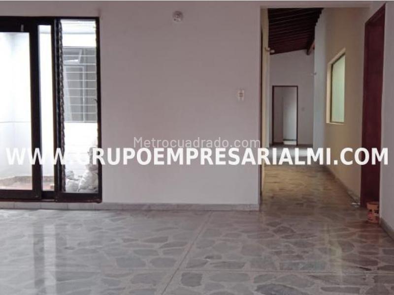 Commercial House in Laureles - 9