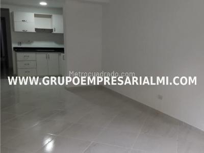 Apartamento en venta en Robledo, Medellín · foto 3 de 8