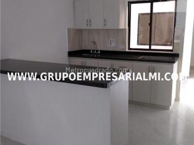 Apartamento en venta en Robledo, Medellín · foto 2 de 8