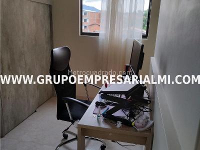 Casa de 5 alcobas en venta en Barrio Nuevo, Bello, 113 m² · foto 7 de 13