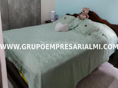 Casa de 5 alcobas en venta en Barrio Nuevo, Bello, 113 m² · foto 8 de 13