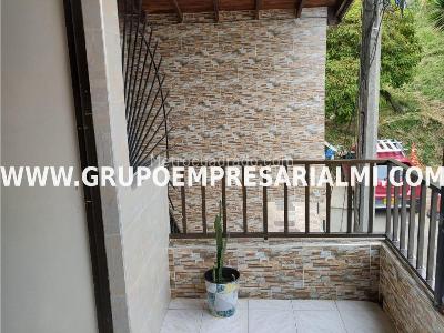 Casa de 5 alcobas en venta en Barrio Nuevo, Bello, 113 m² · foto 13 de 13