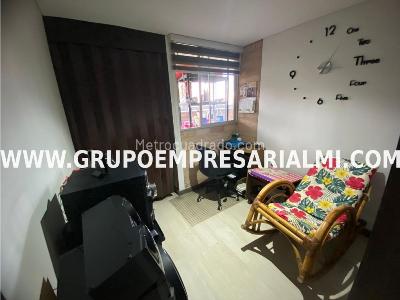 Apartamento en venta en Betania, Sabaneta · foto 10 de 17
