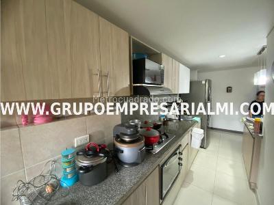 Apartamento en venta en Betania, Sabaneta · foto 5 de 17