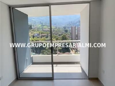 Apartamento de 2 alcobas en venta en La Doctora, Sabaneta, 62 m² · foto 2 de 14