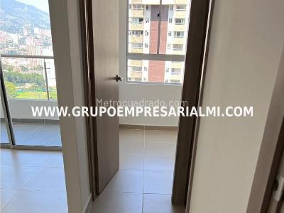Apartamento de 2 alcobas en venta en La Doctora, Sabaneta, 62 m² · foto 3 de 14