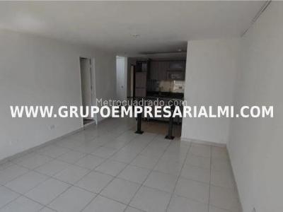 Apartamento de 2 alcobas en venta en Zona Centro, Bello, 80 m² · foto 4 de 9