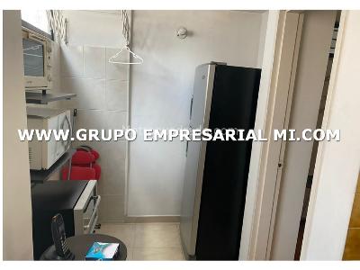 Apartamento en arriendo en Laureles, Medellín · foto 10 de 12