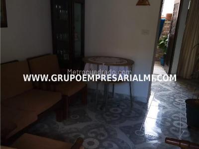 Casa de 4 alcobas en venta en Florencia, Bello, 150 m² · foto 2 de 20