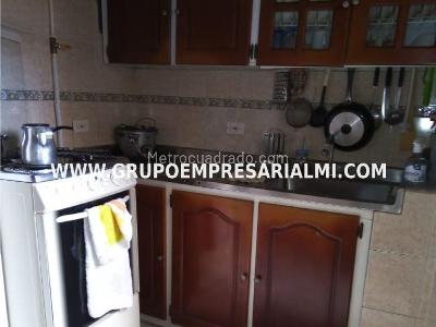 Casa de 4 alcobas en venta en Florencia, Bello, 150 m² · foto 10 de 20
