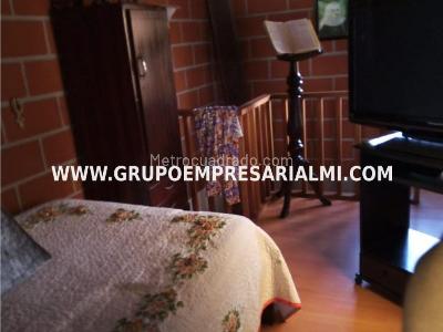 Casa de 4 alcobas en venta en Florencia, Bello, 150 m² · foto 12 de 20