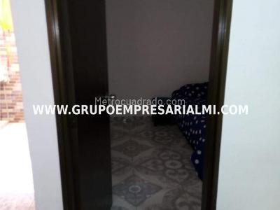 Casa de 4 alcobas en venta en Florencia, Bello, 150 m² · foto 14 de 20