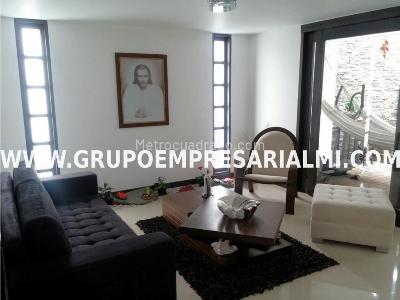 Casa en venta en La Pradera, Envigado · foto 3 de 7