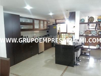 Casa en venta en La Pradera, Envigado · foto 2 de 7