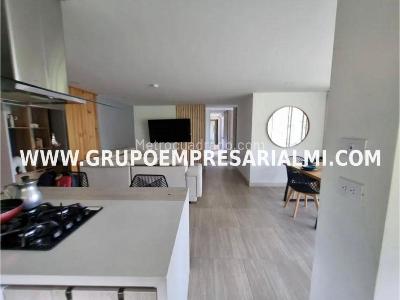 Apartamento de 3 alcobas en venta en Las Lomitas, Sabaneta, 104 m² · foto 3 de 20