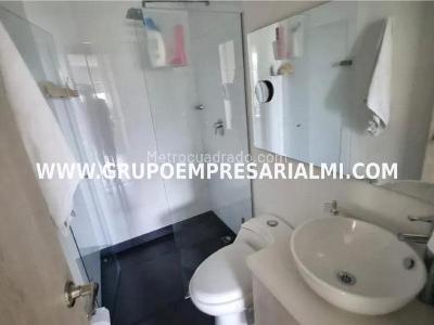 Apartamento de 3 alcobas en venta en Las Lomitas, Sabaneta, 104 m² · foto 17 de 20