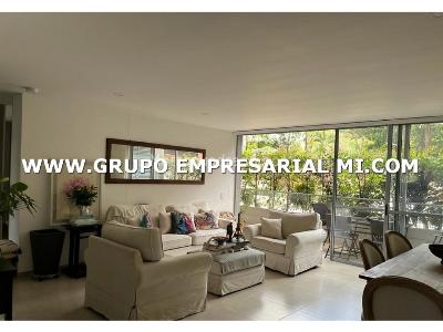 Apartamento de 3 alcobas en venta en El Poblado, Medellín, 119 m² · foto 2 de 13