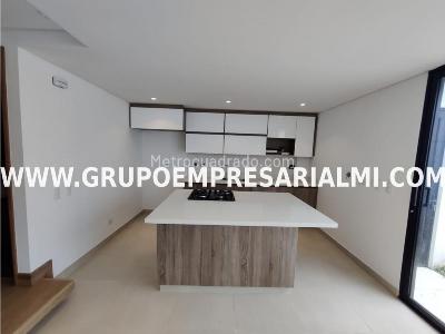 Casa de 4 alcobas en venta en Llanogrande, Rionegro, 165 m² · foto 2 de 18