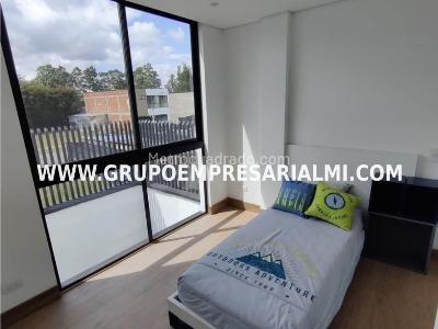 Casa de 4 alcobas en venta en Llanogrande, Rionegro, 165 m² · foto 8 de 18