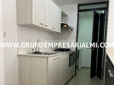 Apartamento en venta en Los Colores, Medellín · foto 3 de 14