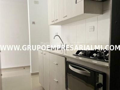 Apartamento en venta en Los Colores, Medellín · foto 4 de 14