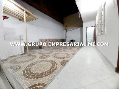 Casa de 4 alcobas en venta en Aranjuez, Medellín, 175 m² · foto 12 de 13