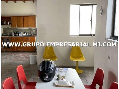 Casa de 4 alcobas en venta en Villa Hermosa, Medellín, 154 m² · foto 5 de 16