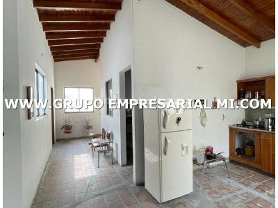 Casa de 4 alcobas en venta en Villa Hermosa, Medellín, 154 m² · foto 6 de 16