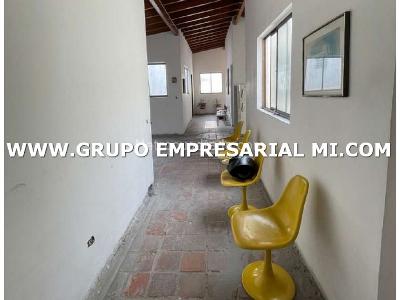 Casa de 4 alcobas en venta en Villa Hermosa, Medellín, 154 m² · foto 10 de 16