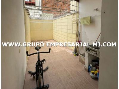 Casa de 4 alcobas en venta en Villa Hermosa, Medellín, 154 m² · foto 15 de 16