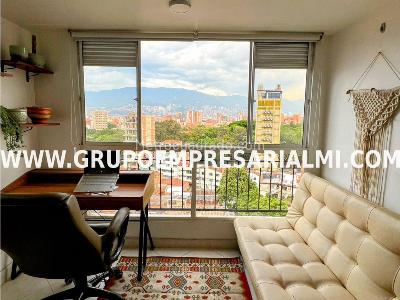 Apartaestudio en arriendo en La Floresta, Medellín, 50 m² · foto 2 de 7
