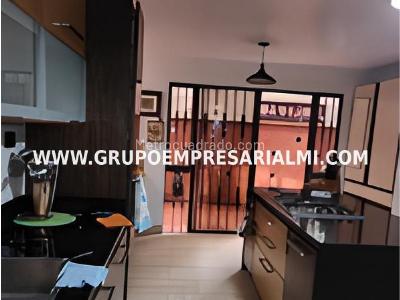 Apartamento en venta en El Poblado, Medellín · foto 2 de 7
