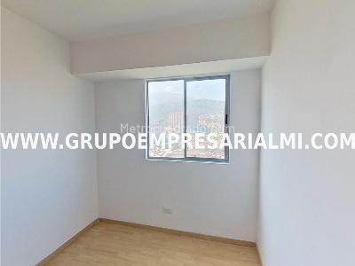 Apartamento de 3 alcobas en venta en Niquia, Bello, 57 m² · foto 6 de 19