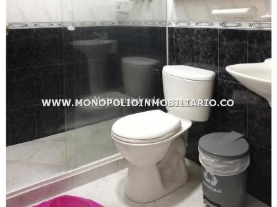 Apartamento en arriendo en Laureles, Medellín · foto 15 de 18