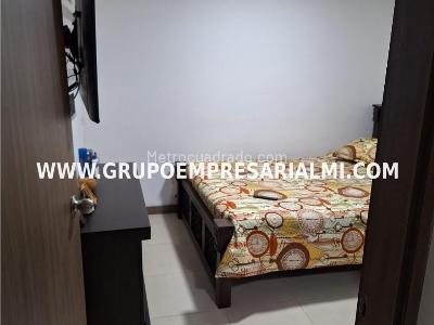 Apartamento de 3 alcobas en venta en Niquia, Bello, 58 m² · foto 8 de 13