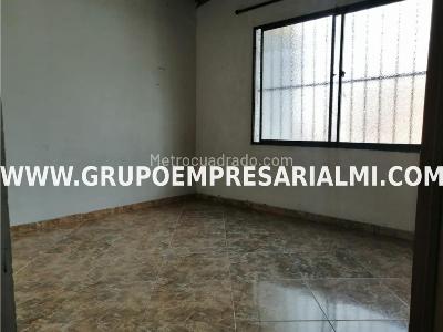 Casa de 4 alcobas en venta en Buenos Aires, Medellín, 138 m² · foto 5 de 11
