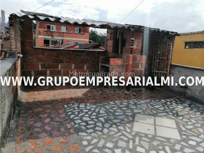 Casa de 4 alcobas en venta en Buenos Aires, Medellín, 138 m² · foto 11 de 11