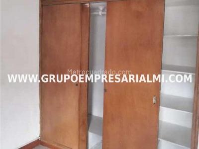 Casa de 4 alcobas en venta en Santa Lucia, Medellín, 89 m² · foto 5 de 11