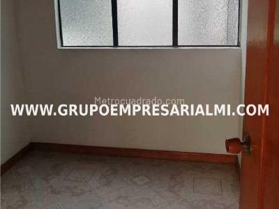 Casa de 4 alcobas en venta en Santa Lucia, Medellín, 89 m² · foto 8 de 11