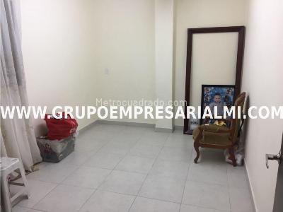 Casa de 3 alcobas en venta en Calasanz, Medellín, 180 m² · foto 6 de 8