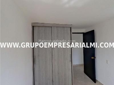 Apartamento de 3 alcobas en venta en Belen, Medellín, 64 m² · foto 11 de 15