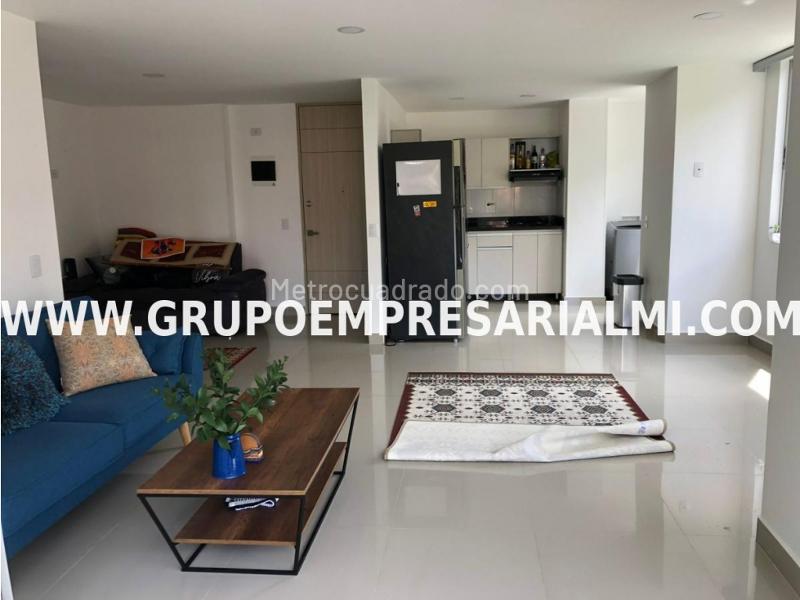Charming 3BR Apartment in Laureles - 2