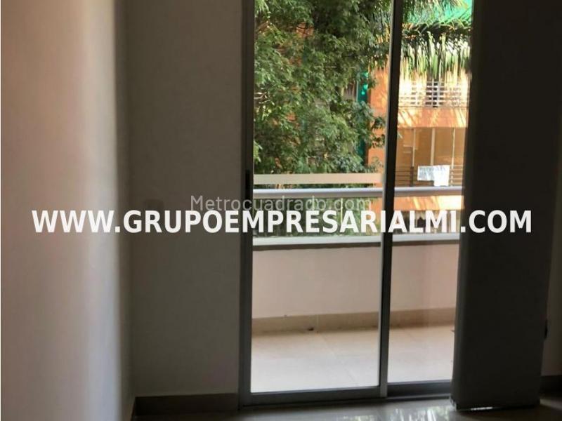 Charming 3BR Apartment in Laureles - 5