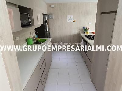 Apartamento en arriendo en Laureles, Medellín · foto 4 de 20