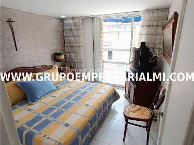 Apartamento en arriendo en Laureles, Medellín · foto 13 de 20
