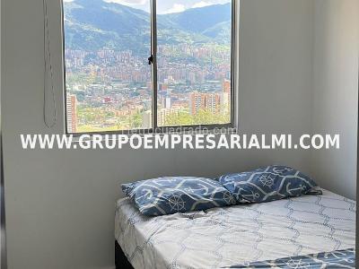 Apartamento de 3 alcobas en venta en Calasanz, Medellín, 64 m² · foto 5 de 13