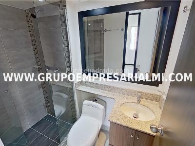 Apartamento de 3 alcobas en venta en Alicate, Itagüí, 70 m² · foto 13 de 14