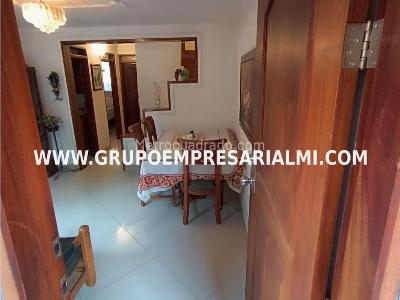 Casa de 3 alcobas en venta en Belen, Medellín, 84 m² · foto 2 de 13