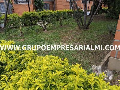 Casa de 3 alcobas en venta en Belen, Medellín, 84 m² · foto 8 de 13